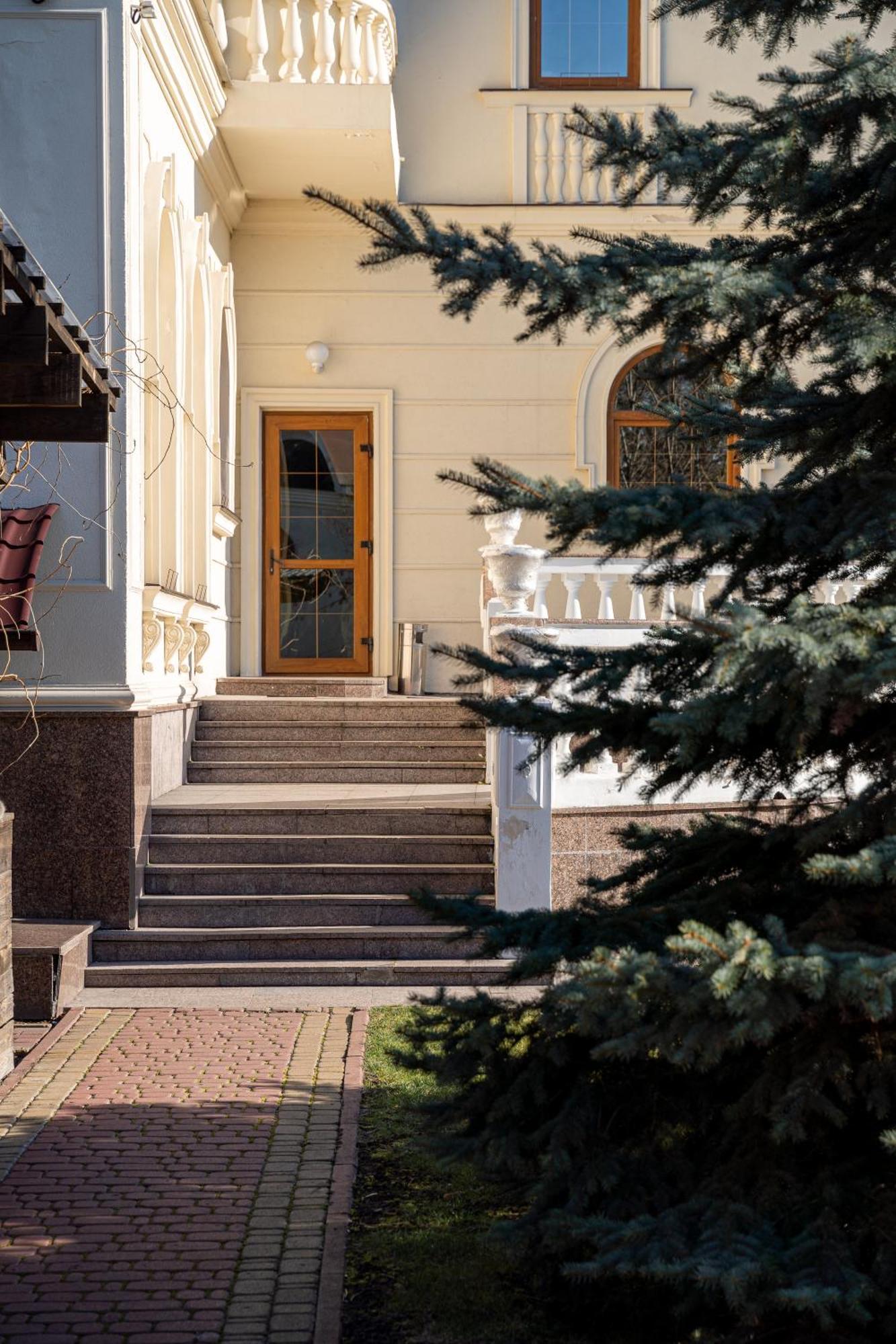 Koncha Zaspa Park Kozyn Buitenkant foto